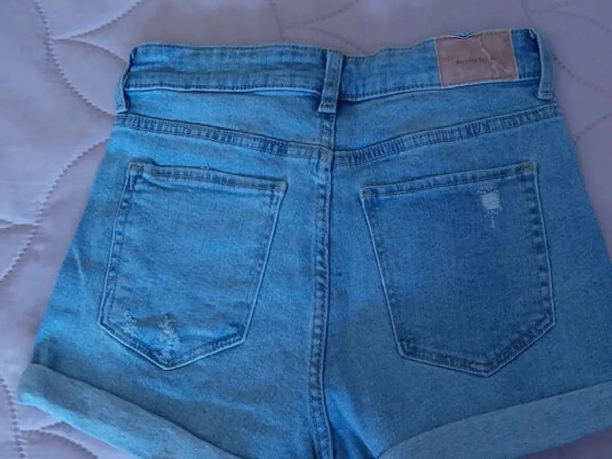 Calções Ganga Azuis Claros Rasgões – Bershka 36