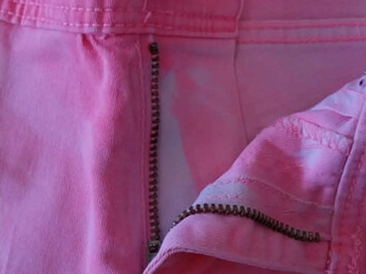 Calções Rosa Néon Desfiados – T38