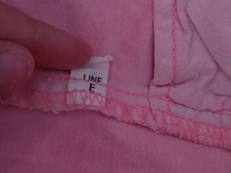 Calções Rosa Néon Desfiados – T38