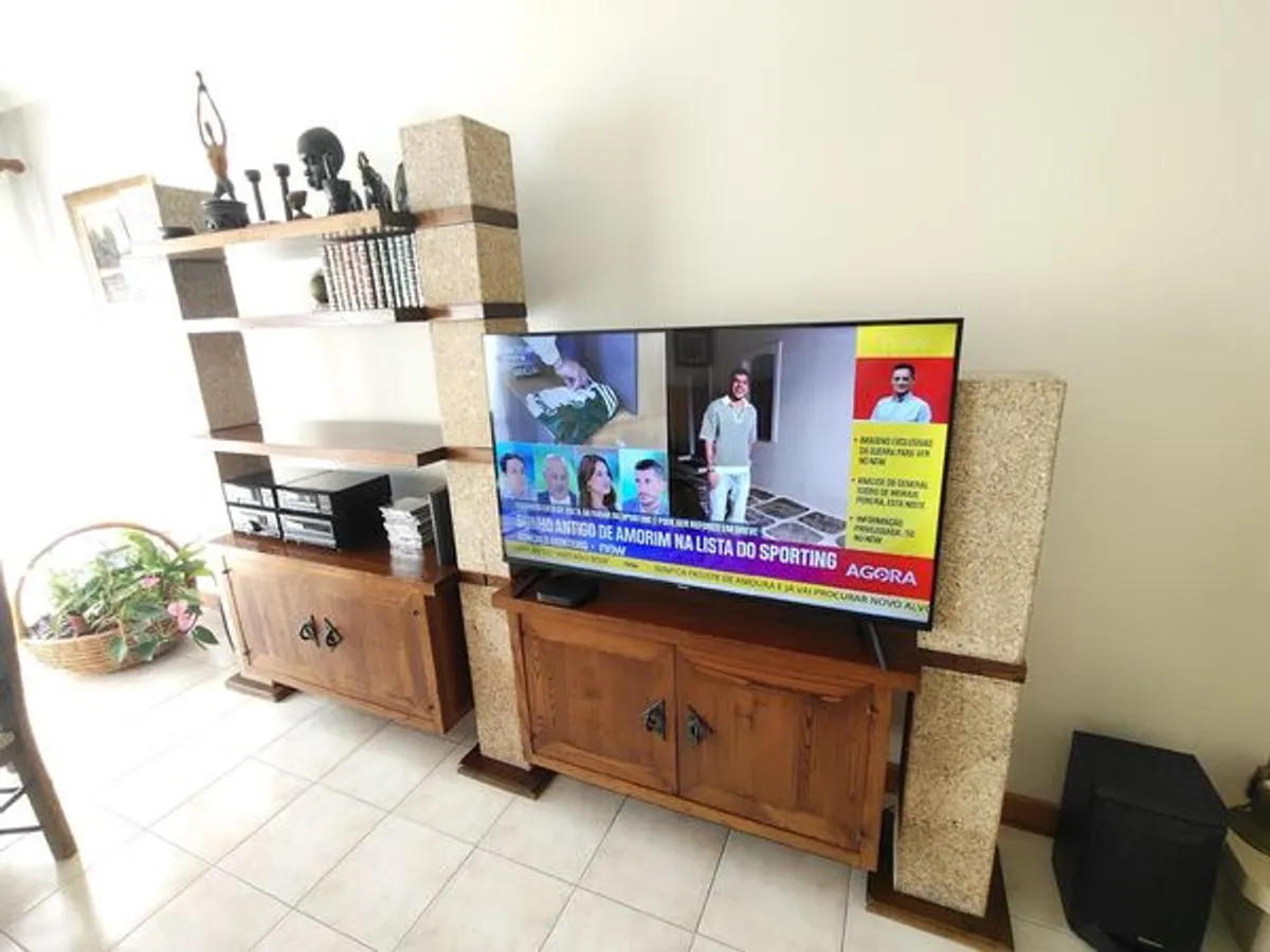 móvel modular madeira maciça e pedras granito 