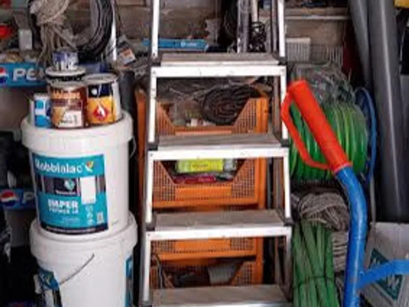 Vendo escadas de aluminio de 6 degraus