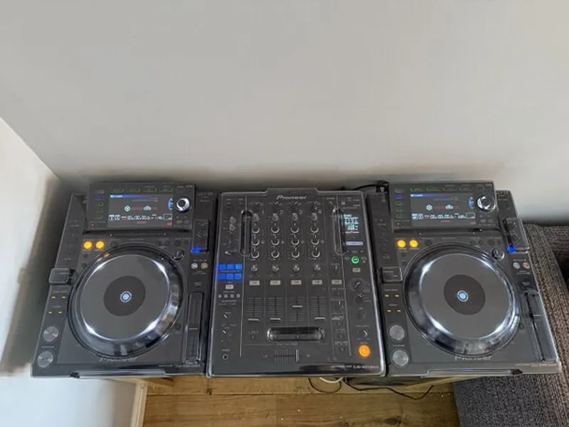 DJM900 Nexus e Colunas Ativas Cdj2000 Nexus X 2 Pl