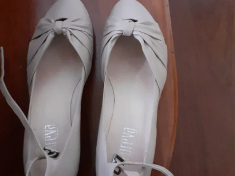 sapatos elegantes de verão