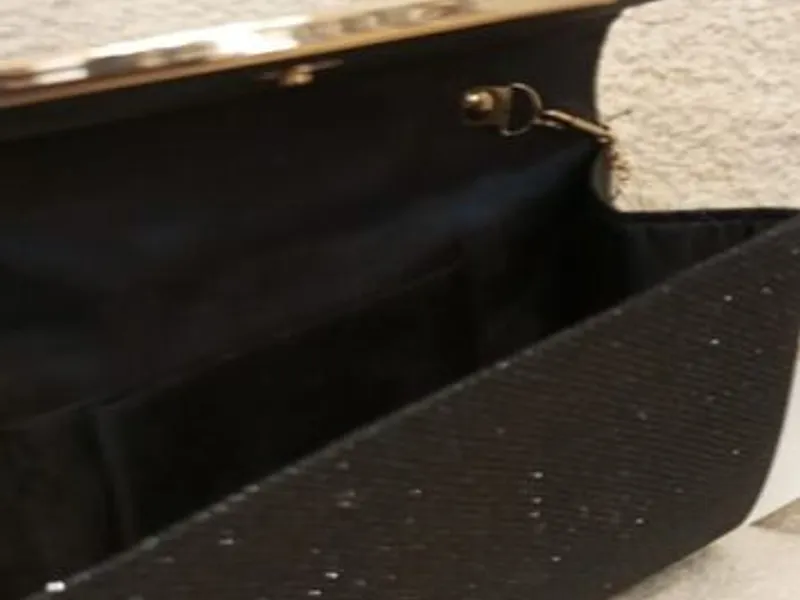 Carteira Preta de Senhora para festa - Nova