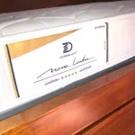 Cama de solteiro ( duas camas com colchões )  1