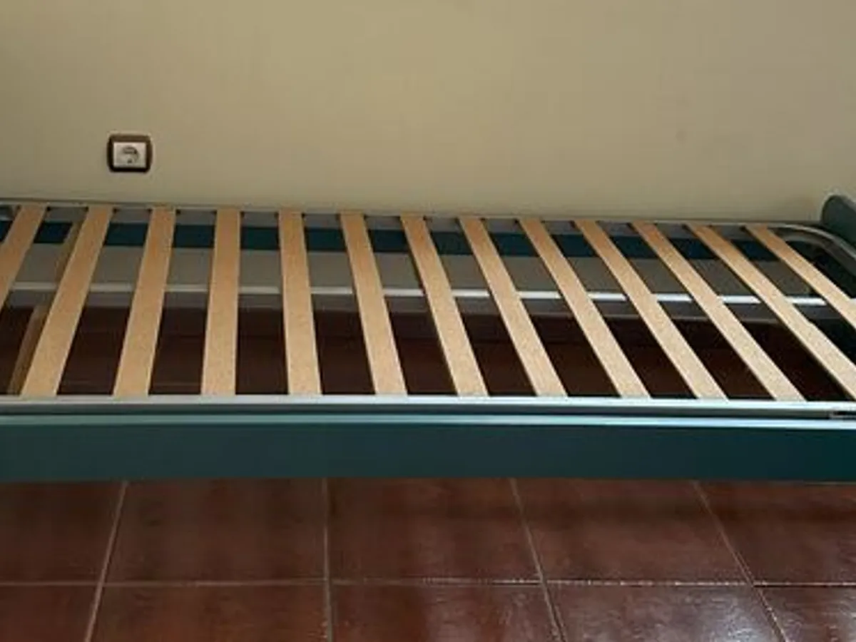 Quarto em carvalho (venda total ou por peças)