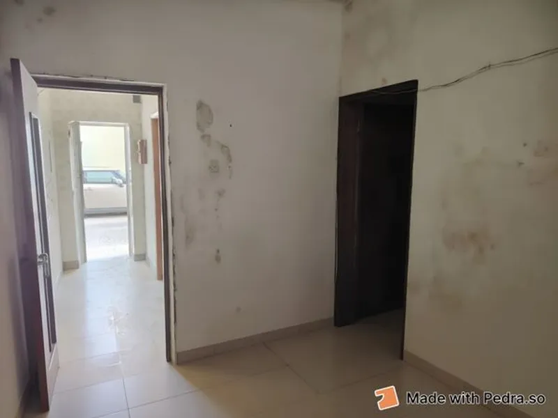 Moradia em Banda T1 + 2