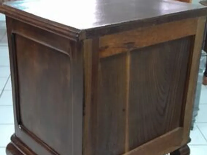 Mesinha de cabeceira nº 5