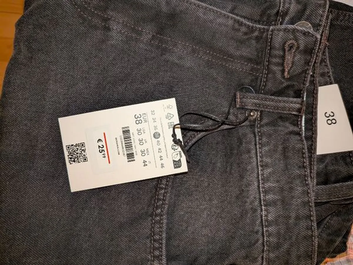 Calções Bershka novos com etiqueta 