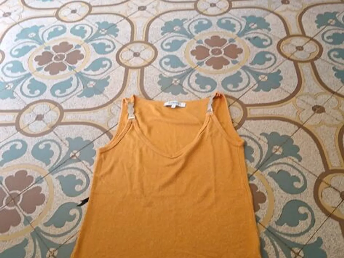 Blusa regata da marca MORGAN, cor laranja mostarda