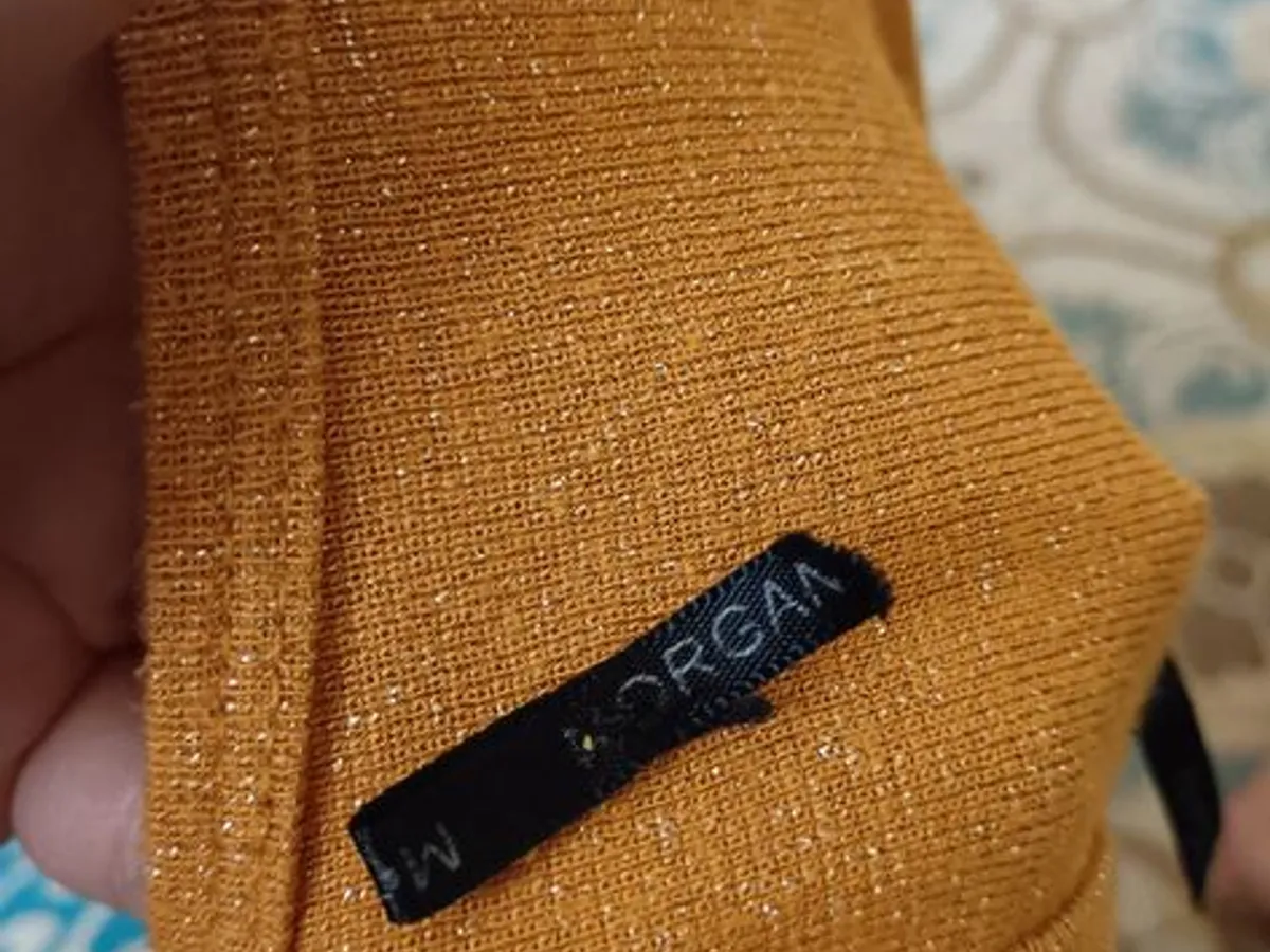 Blusa regata da marca MORGAN, cor laranja mostarda