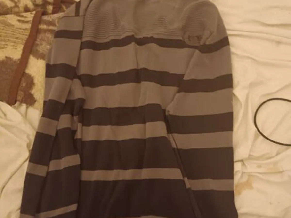 Sweater Vintage Next – Original dos Anos 90 – Tama