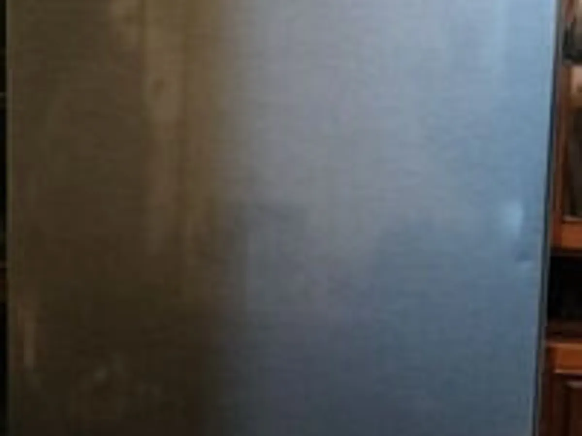 Frigorífico LG – ideal para peças ou conserto