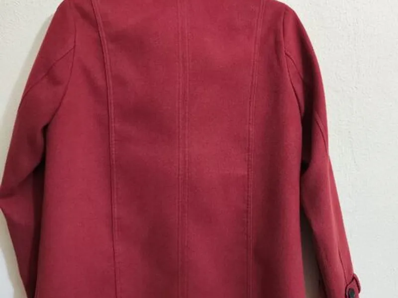 Casaco 3 quartos de Senhora, vermelho escuro da In Extenso 