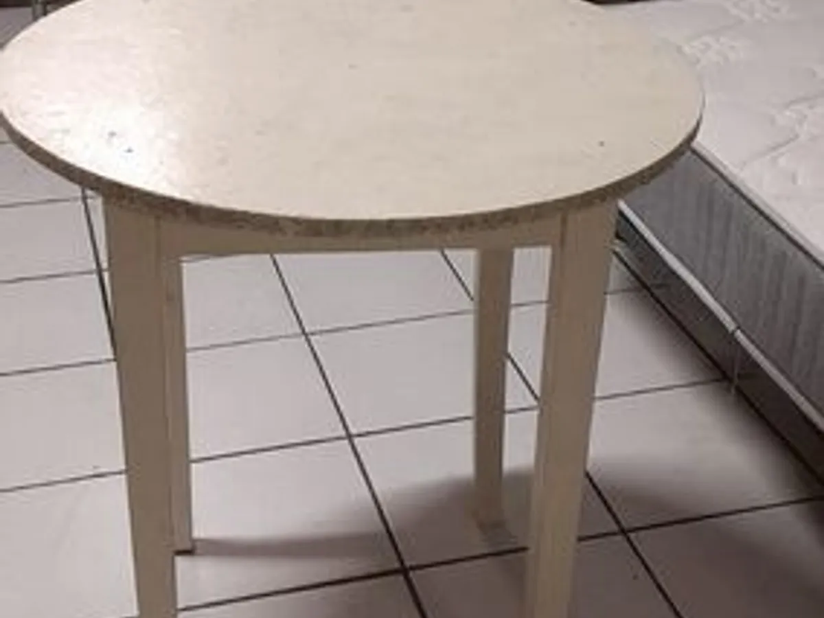 Mesinha de apoio nº 2