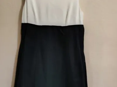 Elegante Vestido Cerimônia/trabalho, branco e preto da Trucco 