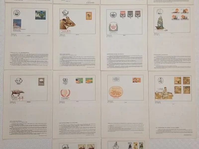 Filatelia - 54 pagelas de Macau