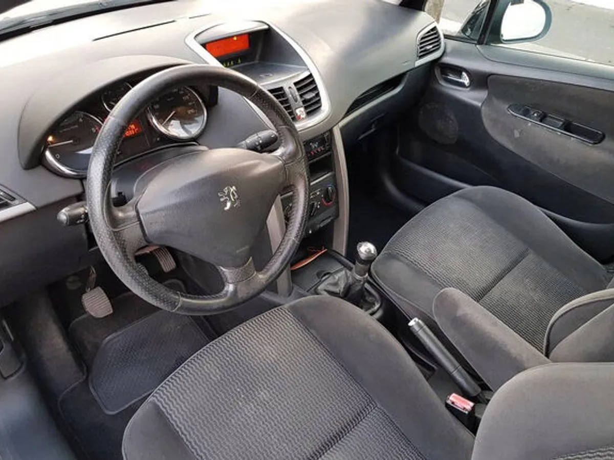 Bonito Peugeot 207 1.4 HDI