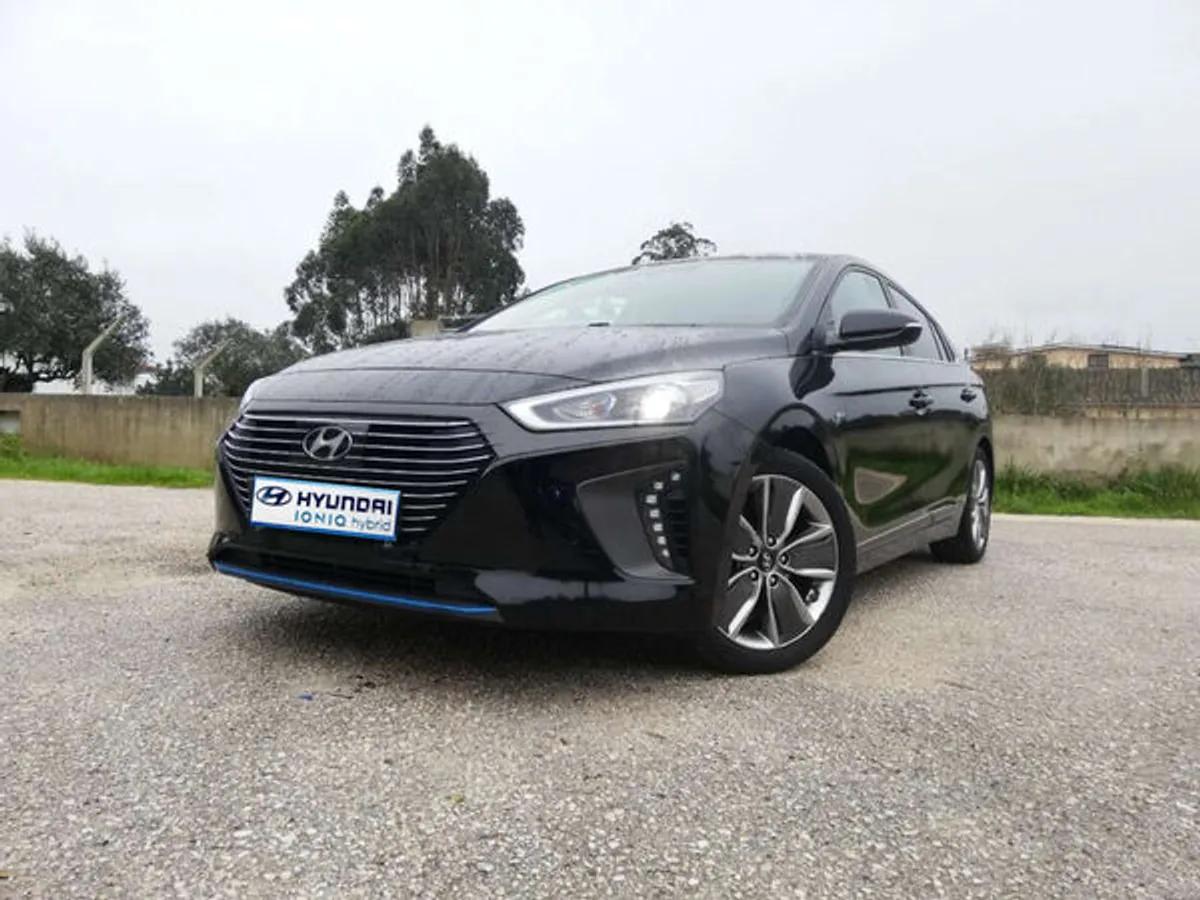 Hyundai Ioniq 1.6 GDi HEV Hybrid Tech
