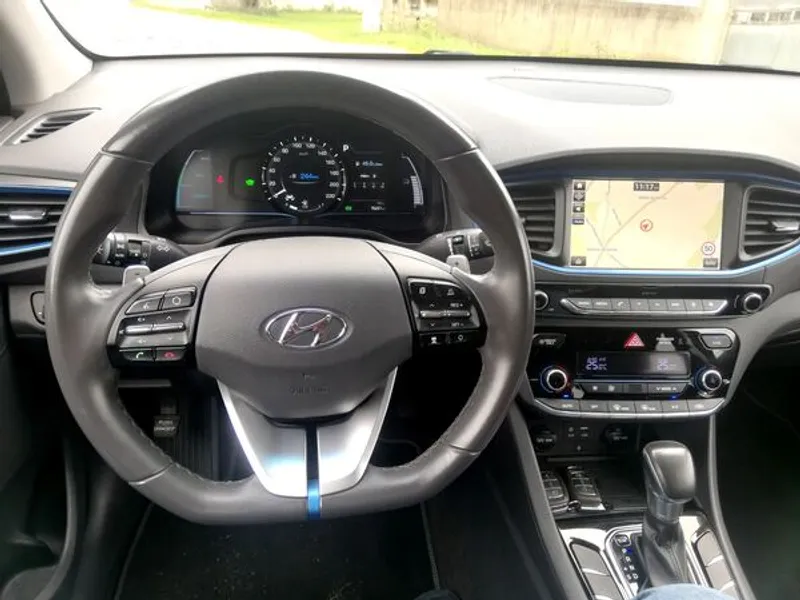 Hyundai Ioniq 1.6 GDi HEV Hybrid Tech