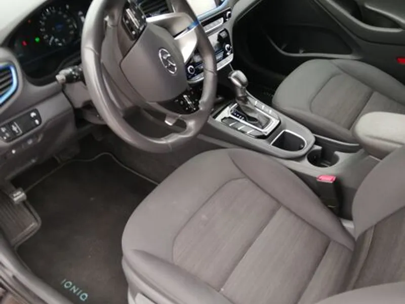 Hyundai Ioniq 1.6 GDi HEV Hybrid Tech