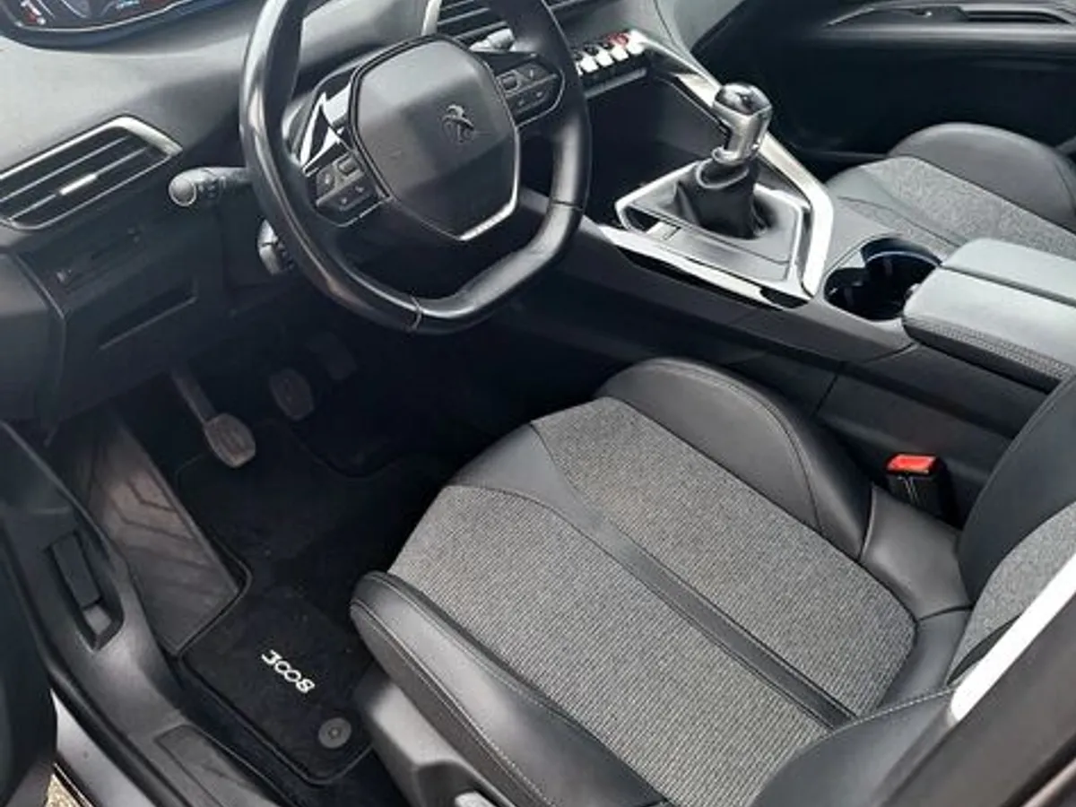 Peugeot 3008 1.5 BlueHDi Allure