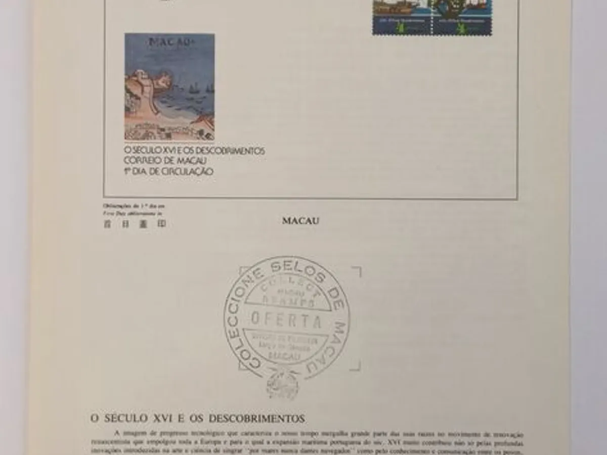 24 pagelas de Macau, com carimbo de Oferta