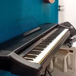 Piano digital 10