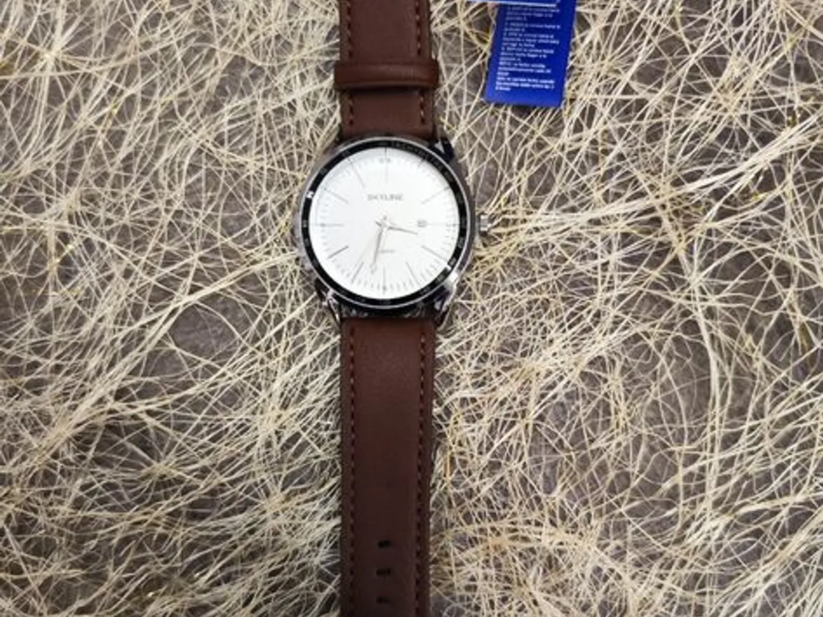 Relógio de pulso masculino castanho em pele da Skyline 