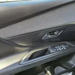 Peugeot  3008 SUV 1.5 HDI  Allure 9
