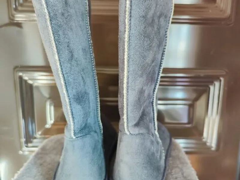  Botas pantufas acinzentadas n 39 da Justine 