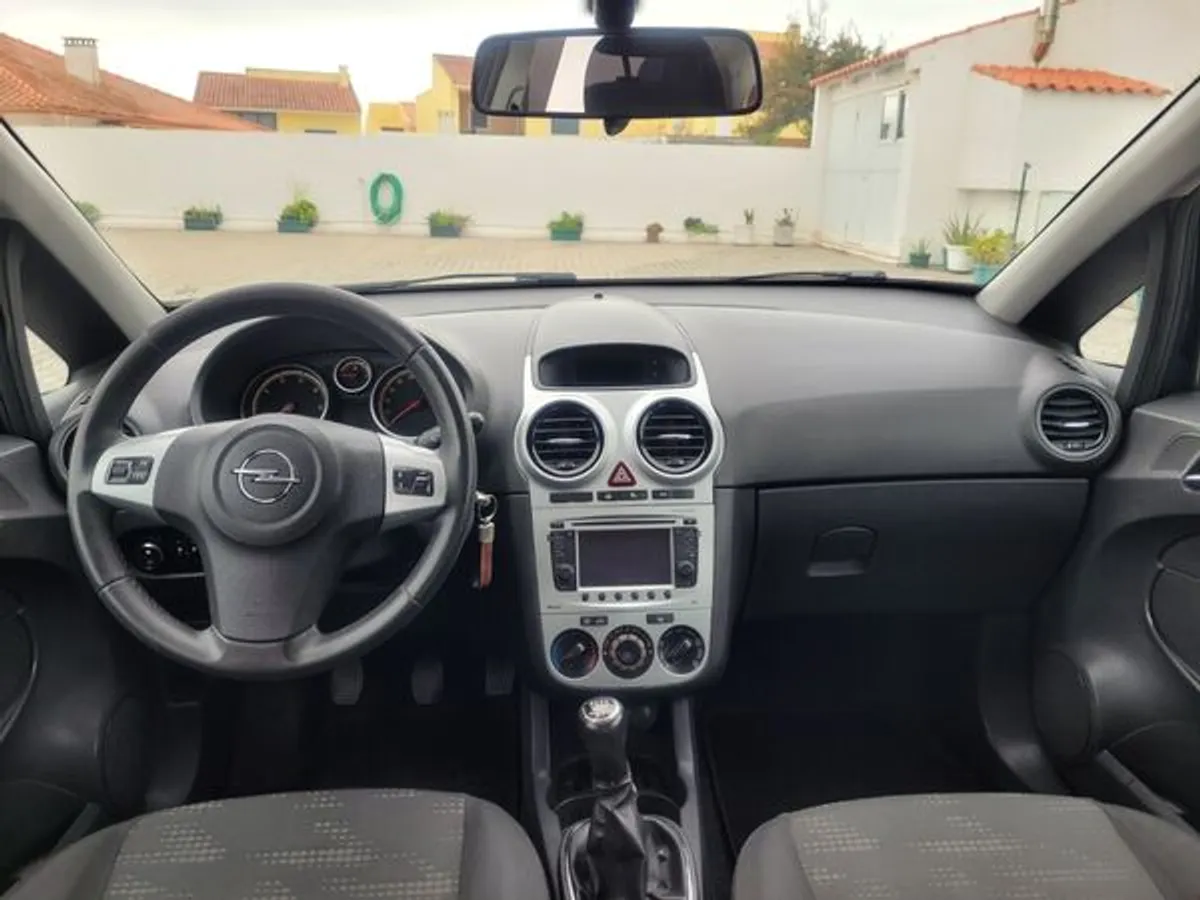 2012 Opel corsa hatchback 1.3 cdti 95 cv
