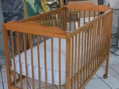 Berço em madeira