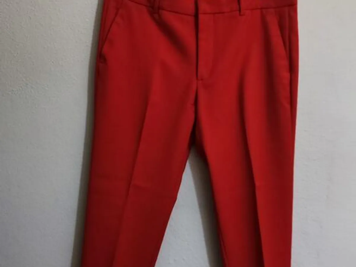 Calças clássicas Zara Woman vermelhas n*42 