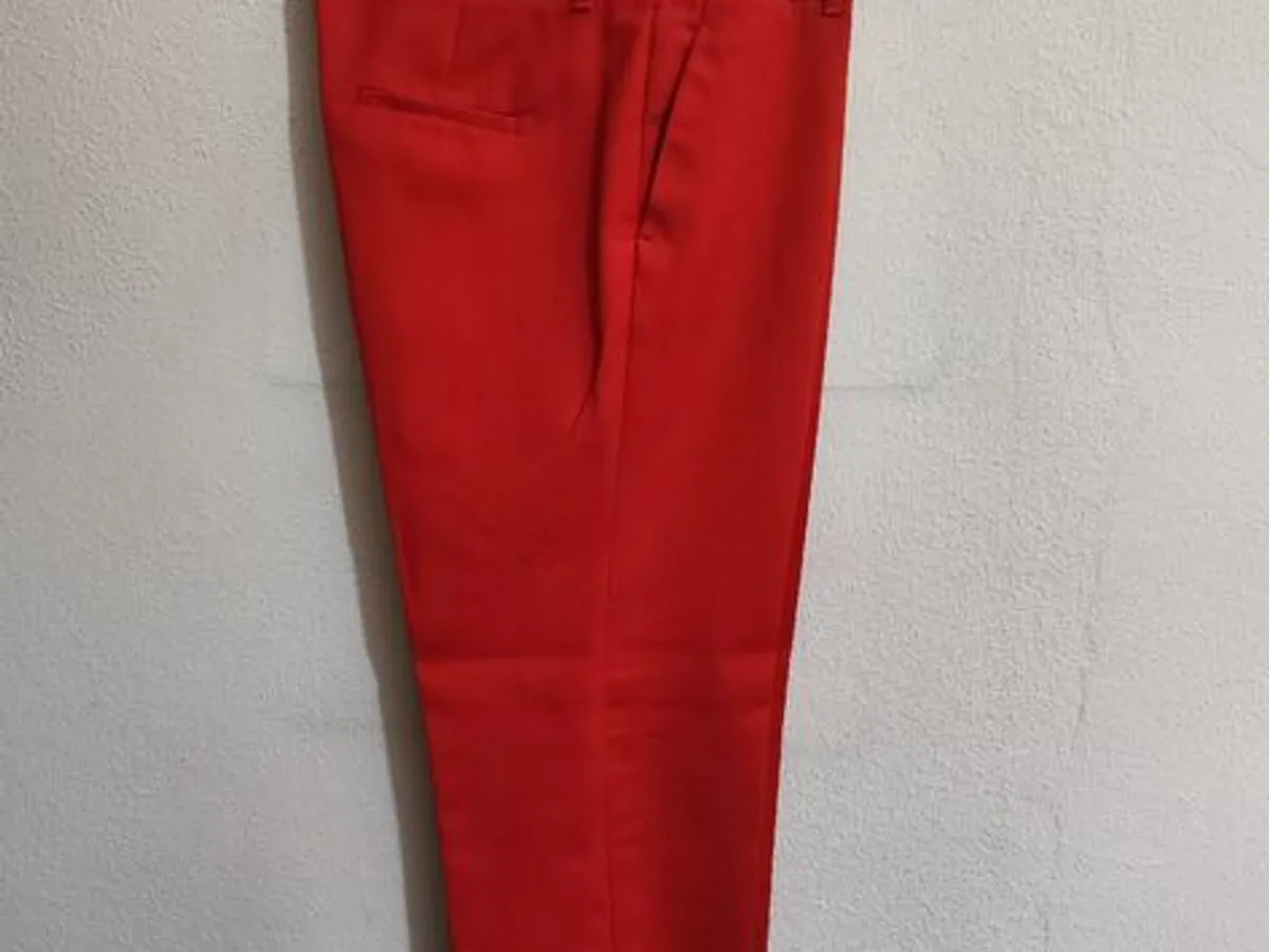 Calças clássicas Zara Woman vermelhas n*42 