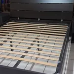 Cama de casal e 2 mesinhas de cabeceira 2