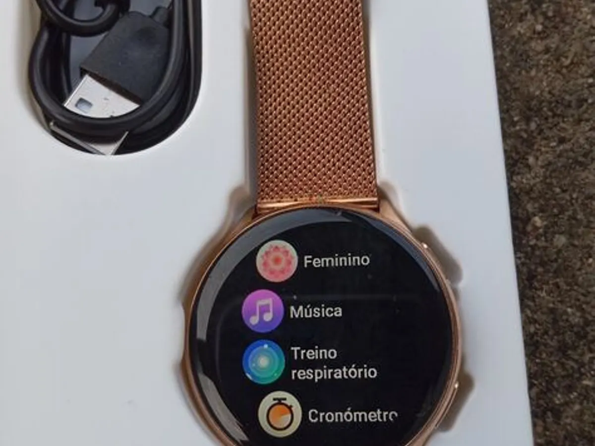 Smartwatch Modelo G35 Dourado 